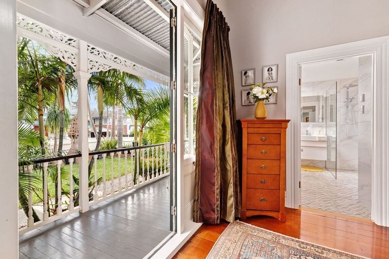 Photo of property in 7 Calliope Road, Devonport, Auckland, 0624