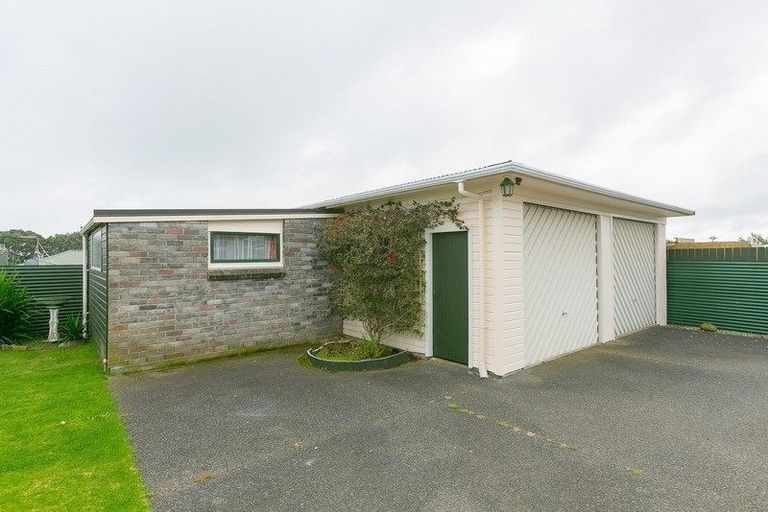 Photo of property in 244 Saint Aubyn Street, New Plymouth, 4310