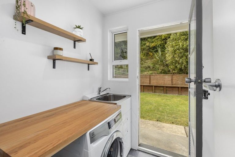 Photo of property in 38 Waipounamu Drive, Kelson, Lower Hutt, 5010