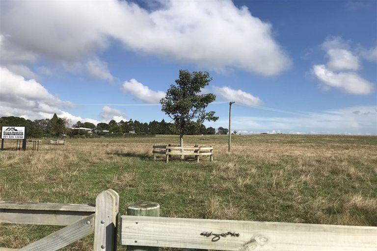 Photo of property in 582 Linwood Road, Karaka, Papakura, 2580