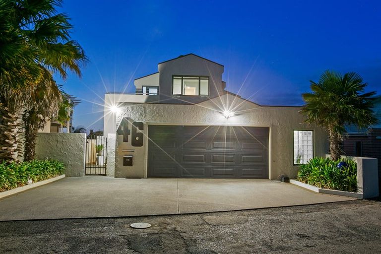 Photo of property in 46 Whiteley Street, Moturoa, New Plymouth, 4310