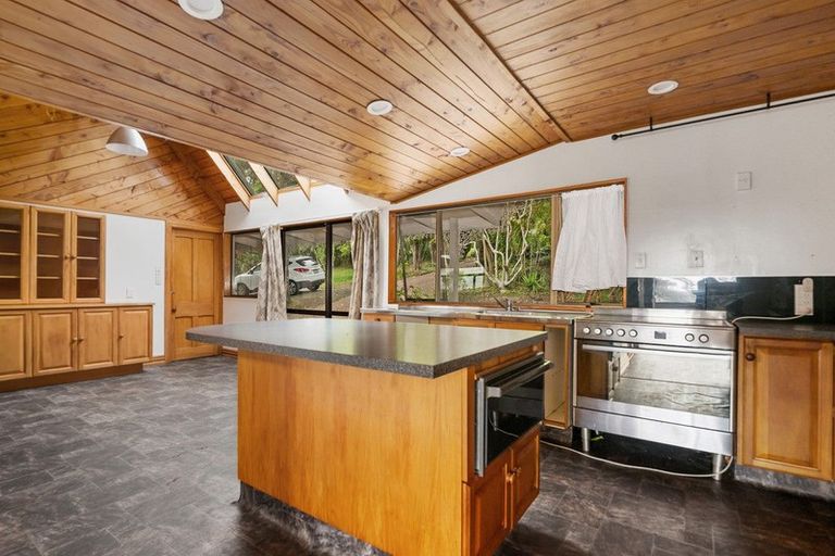 Photo of property in 380 Paremoremo Road, Paremoremo, Auckland, 0632