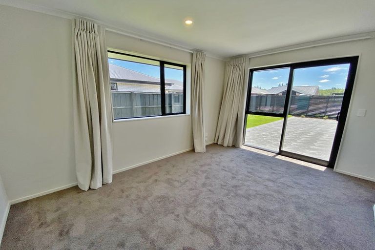 Photo of property in 7 Newbury Lane, Casebrook, Christchurch, 8051