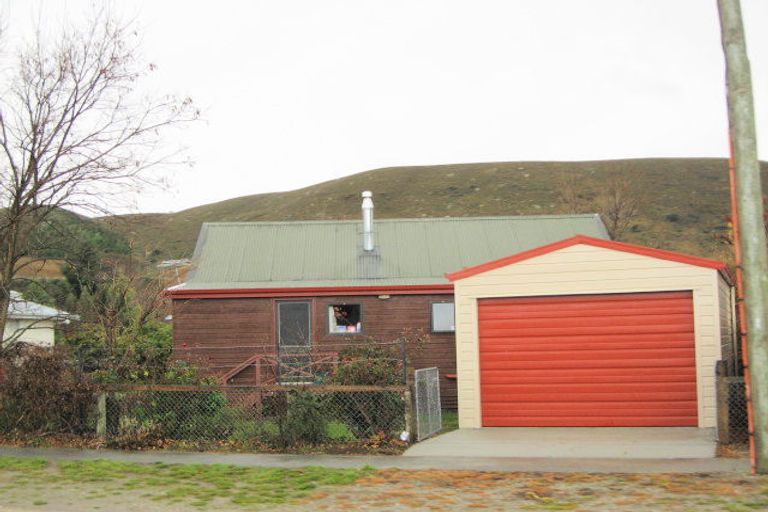 Photo of property in 122 Hazlett Street, Clyde, 9330