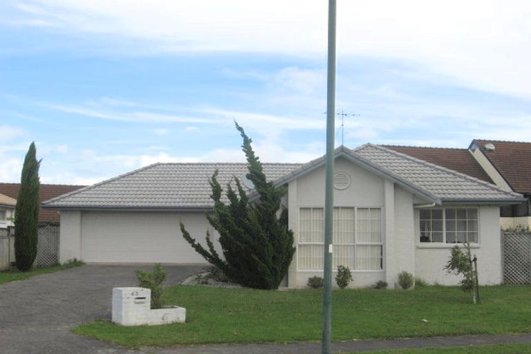 Photo of property in 43 Palmcrest Grove, Highland Park, Auckland, 2010