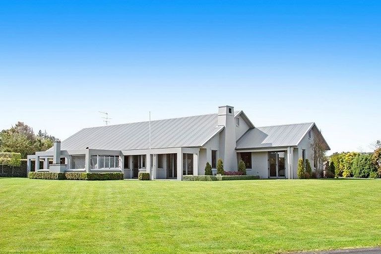 Photo of property in 5 Gleaming Place, Waiuku, 2123