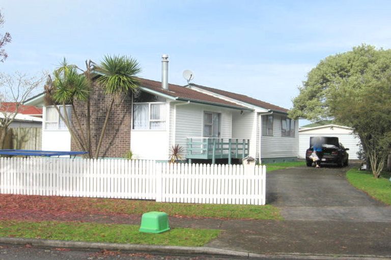Photo of property in 4 Tangelo Place, Bucklands Beach, Auckland, 2012