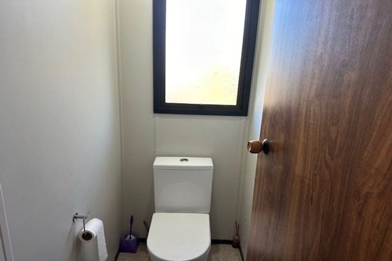 Photo of property in 9 Winifred Avenue, Bayview, Auckland, 0629