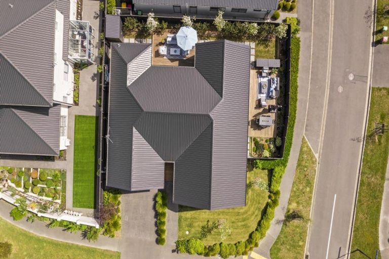 Photo of property in 52 Manakura Street, Russley, Christchurch, 8042