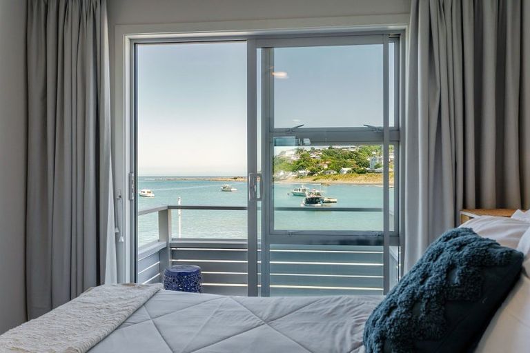 Photo of property in 3/222 The Esplanade, Island Bay, Wellington, 6023