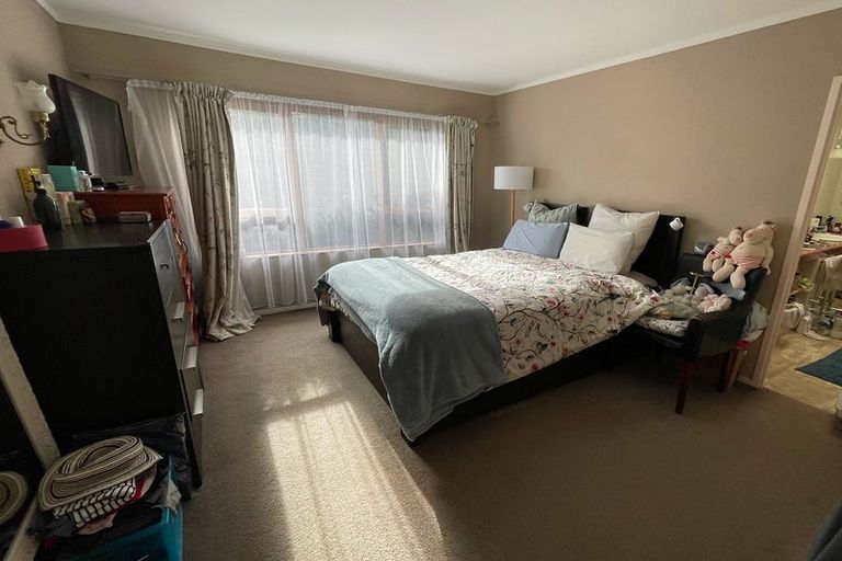 Photo of property in 14 Murvale Drive, Bucklands Beach, Auckland, 2014