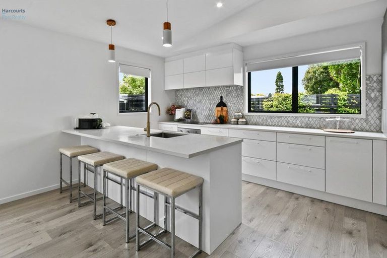 Photo of property in 215 Victoria Street West, Pukekohe, 2120