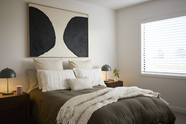 Photo of property in 9 Golden Fall Road, Hobsonville, 0616