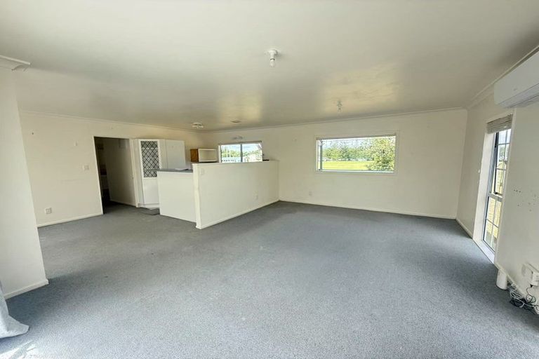Photo of property in 12 Centreway Road, Orewa, 0931