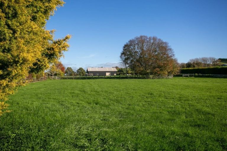 Photo of property in 70 Hooker Road, Tamahere, Hamilton, 3283