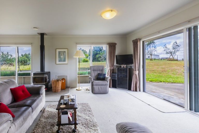 Photo of property in 33 Jg Wilson Drive, Waipukurau, 4281