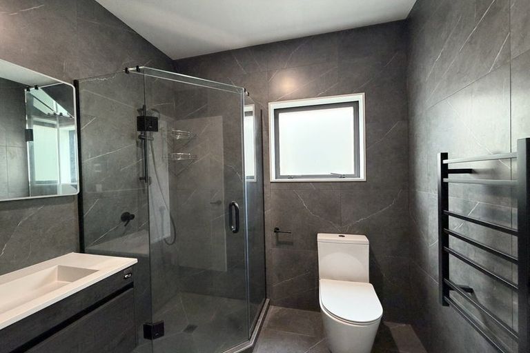 Photo of property in 5 Pilot Drive, Hobsonville, Auckland, 0616