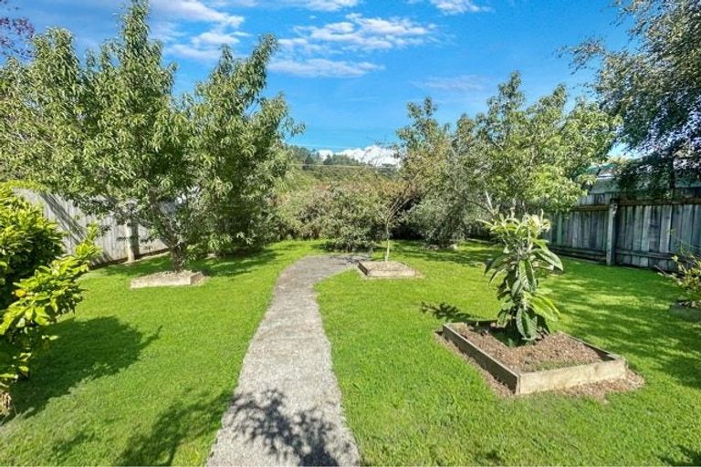 Photo of property in 32 Petherick Street, Taita, Lower Hutt, 5011