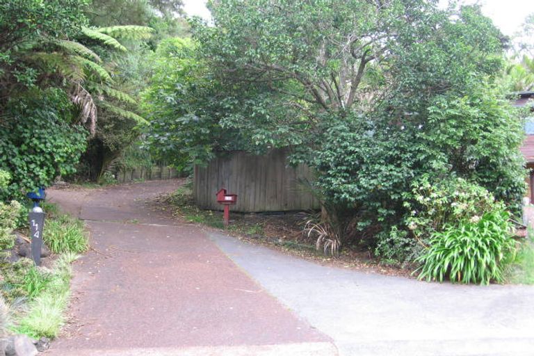 Photo of property in 116 Wood Bay Road, Titirangi, Auckland, 0604
