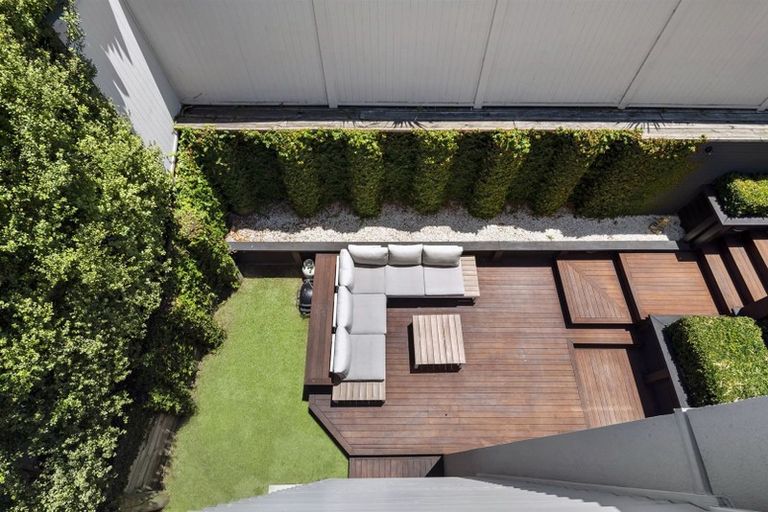 Photo of property in 96a Anzac Street, Takapuna, Auckland, 0622