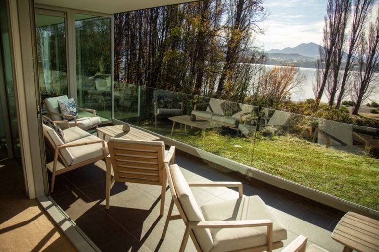 Photo of property in 10 Tapley Paddock, Wanaka, 9305