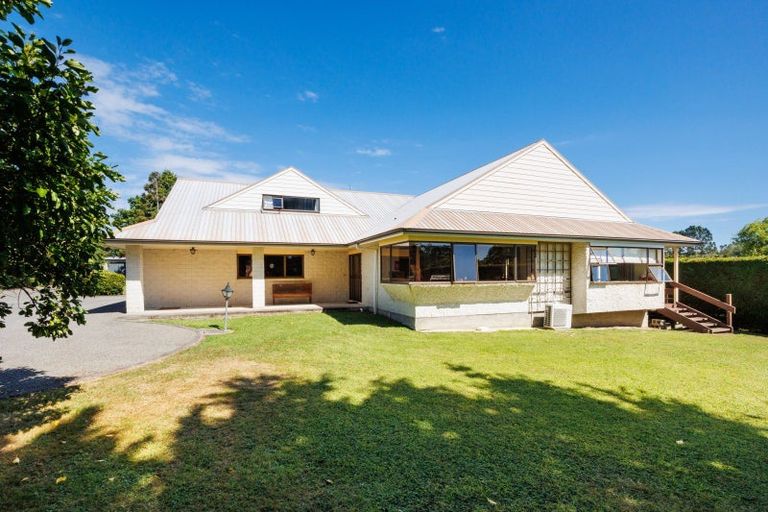 Photo of property in 124 Pahiatua Aokautere Road, Aokautere, Palmerston North, 4471