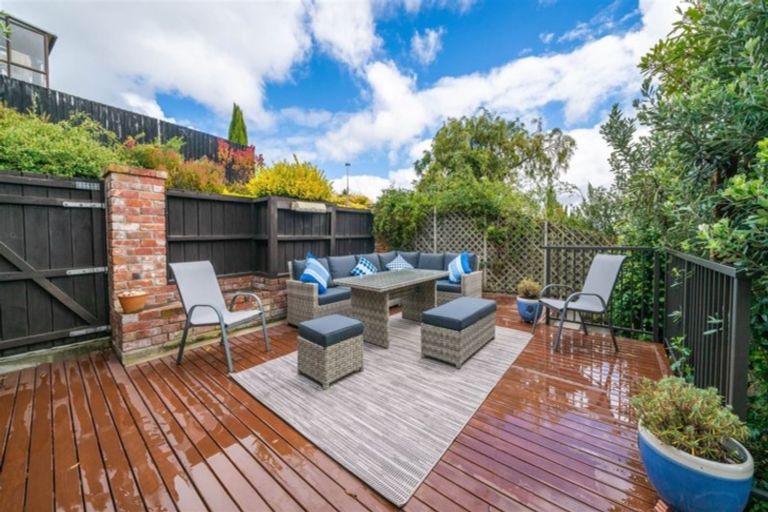 Photo of property in 5 Bengal Drive, Cashmere, Christchurch, 8022