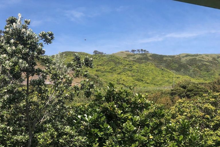 Photo of property in 7 Gillies Place, Ranui, Porirua, 5024