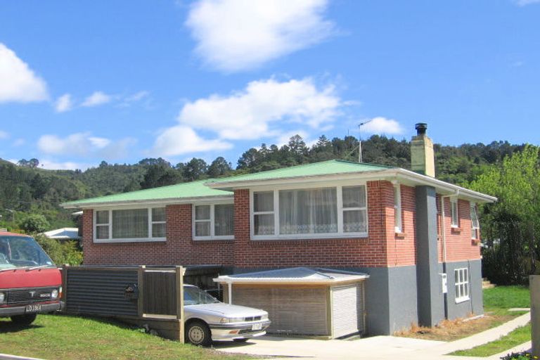 Photo of property in 22 Fyfe Road, Waihi Beach, 3611