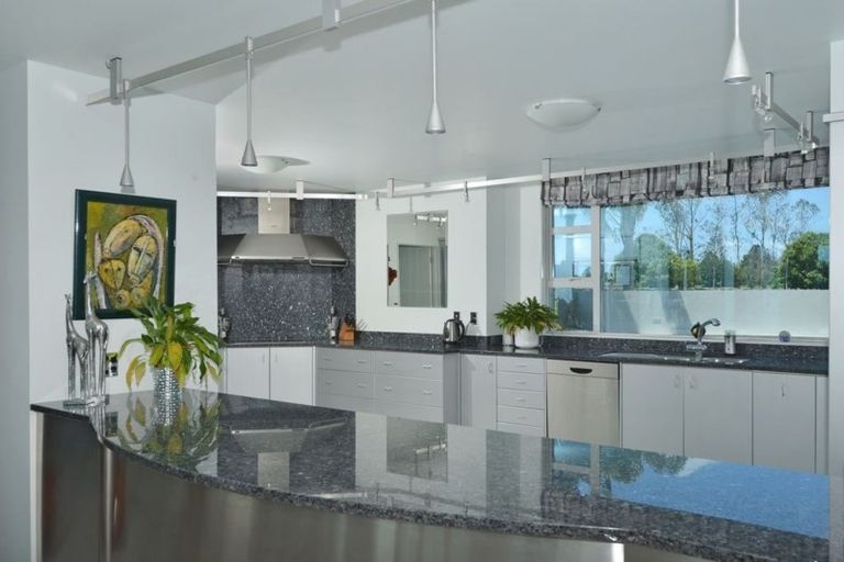 Photo of property in 510 Three Mile Bush Road, Te Kamo, Kamo, 0185