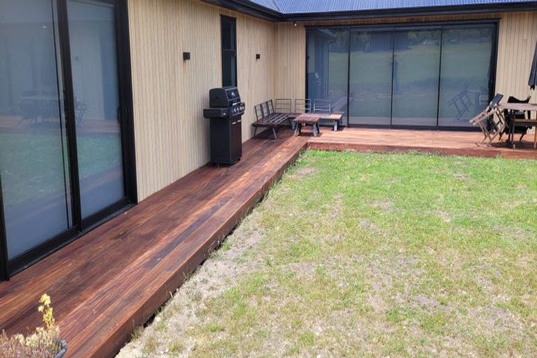 Photo of property in 7 Ribbonwood Lane, Kinloch, Taupo, 3377