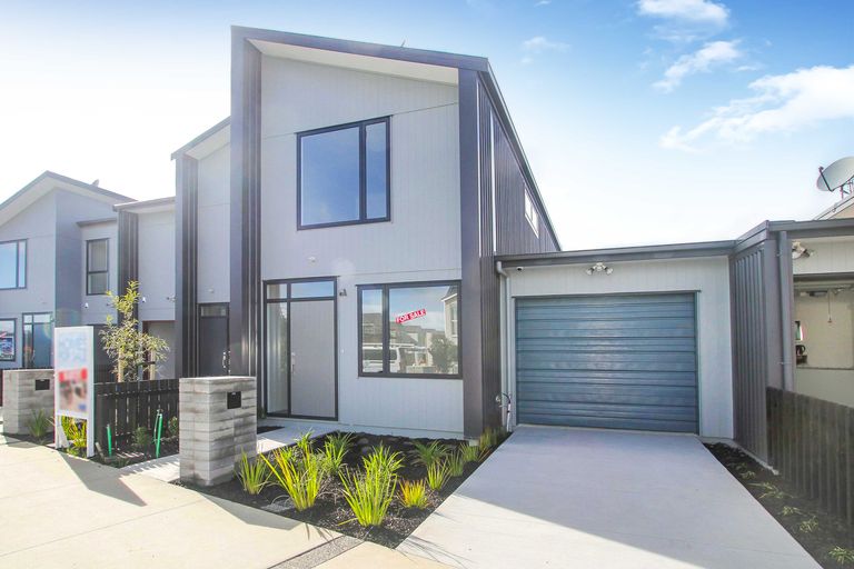 Photo of property in 31 Wallace Road, Hobsonville, Auckland, 0616
