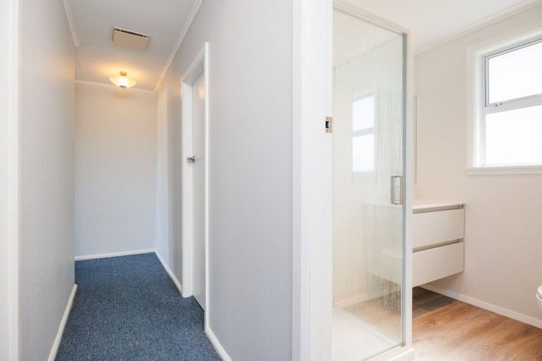 Photo of property in 77 Maxwells Line, Awapuni, Palmerston North, 4412