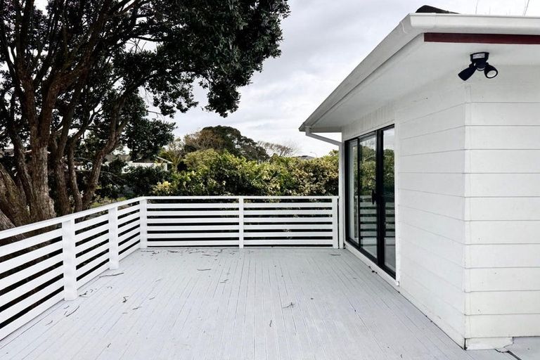 Photo of property in 2/1 Carter Place, Manurewa, Auckland, 2102