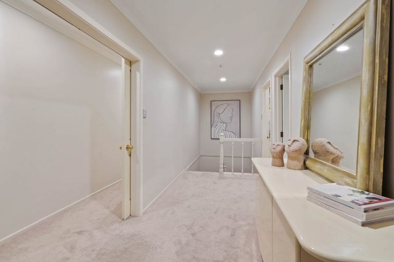 Photo of property in 10 Etherege Place, Howick, Auckland, 2014