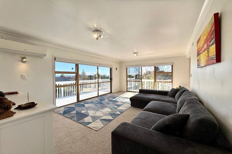 Photo of property in 3/26 Grande Vue Road, Hillpark, Auckland, 2102