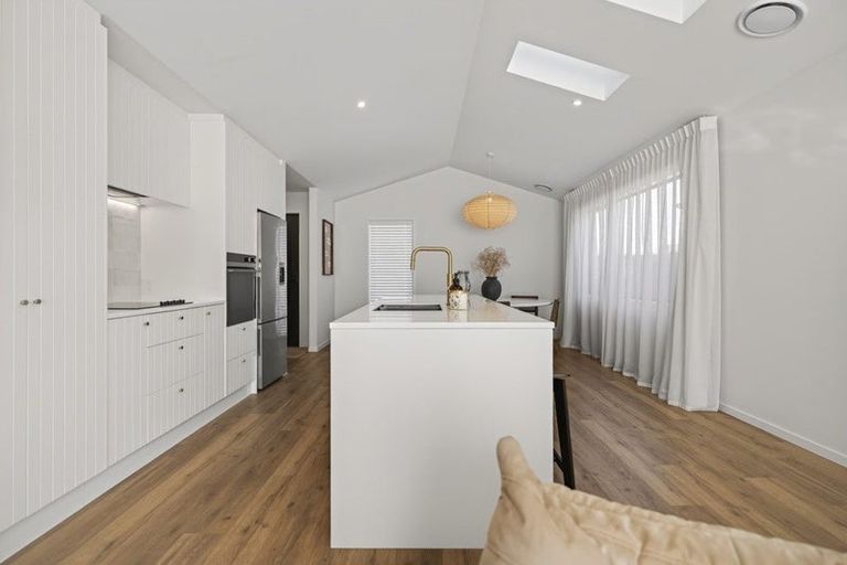 Photo of property in 11 Waterfowl Road, Jacks Point, 9371