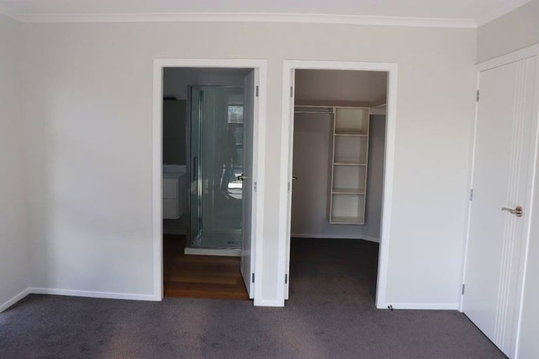 Photo of property in 26 Castletown Street, Wallaceville, Upper Hutt, 5018