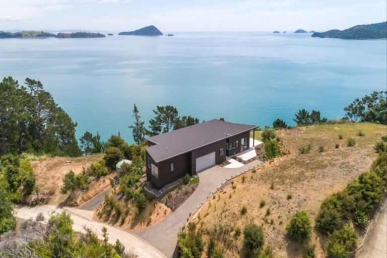 Photo of property in 1006 Wyuna Bay Road, Wyuna Bay, Coromandel, 3581