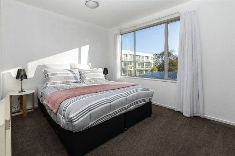 Photo of property in 1/106 Bealey Avenue, Christchurch Central, Christchurch, 8013