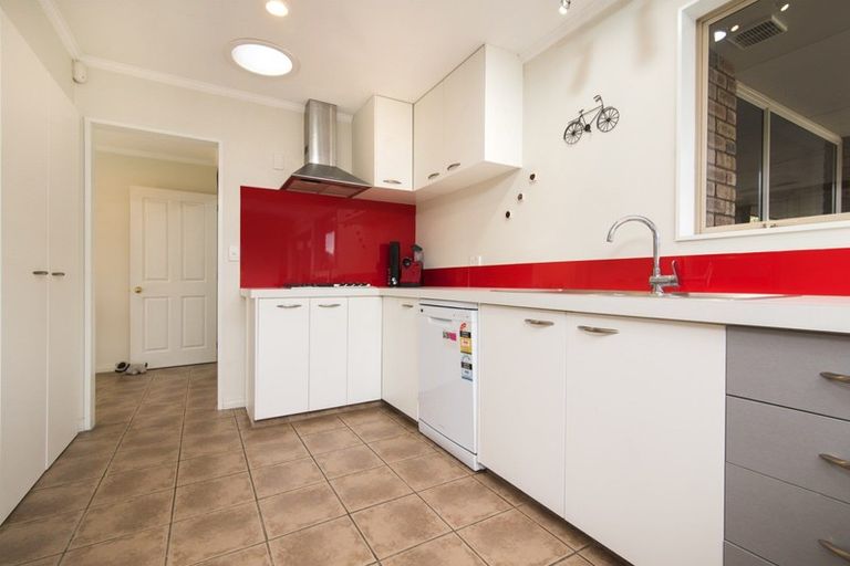 Photo of property in 24 Admiralty Place, Waikawa, Picton, 7220