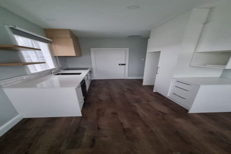 Photo of property in 1/126 Osborne Street, Waltham, Christchurch, 8011