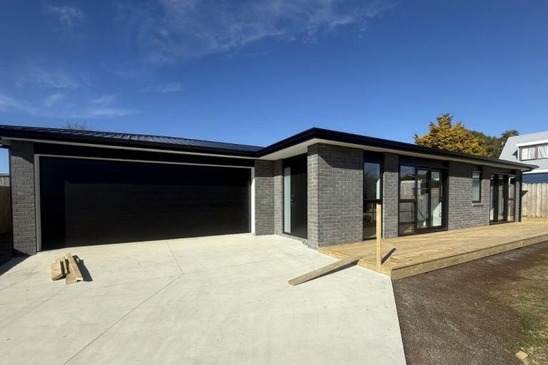 Photo of property in 101 Hamilton Drive, Waiuku, 2123