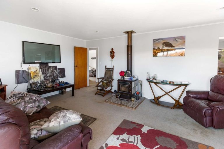 Photo of property in 16 Langwell Place, Papakowhai, Porirua, 5024