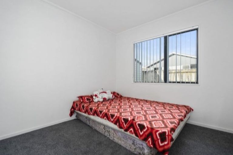 Photo of property in 15a Belray Place, Papamoa Beach, Papamoa, 3118