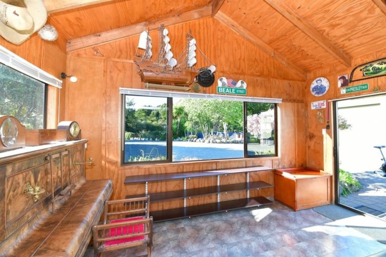 Photo of property in 716 Tahekeroa Road, Tahekeroa, Kaukapakapa, 0873