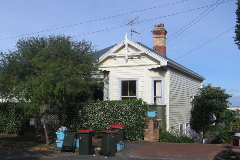 Photo of property in 13 Maungawhau Road, Epsom, Auckland, 1023