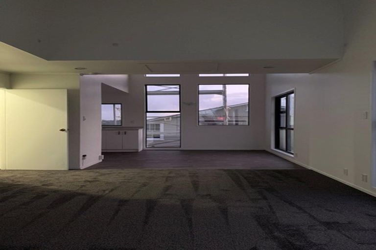 Photo of property in 32a Elliot Street, Howick, Auckland, 2014