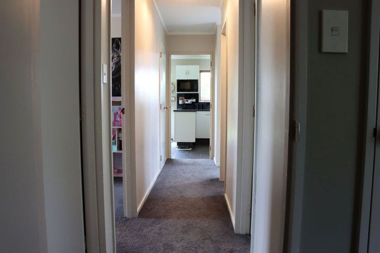 Photo of property in 48 Newton Place, Westbrook, Palmerston North, 4412