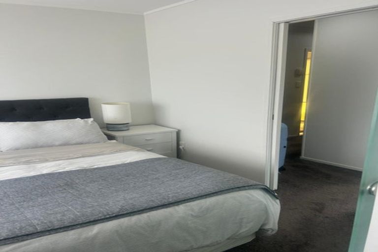 Photo of property in 3/62 Kitchener Road, Milford, Auckland, 0620